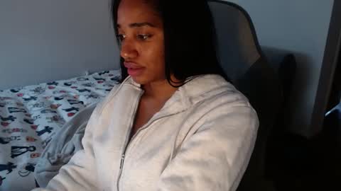 Celine Costas online show from 28, 10, 2025