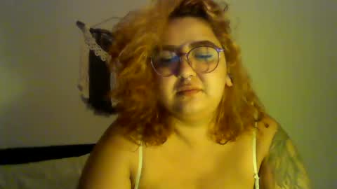 Snapshot of cenourinhalesbica chatting on 14, 6, 2026 Carrot online show from 14, 6, 2026