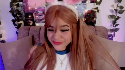 Snapshot of chaarlotte_1 chatting on 20, 4, 2026 charlotte online show from 20, 4, 2026