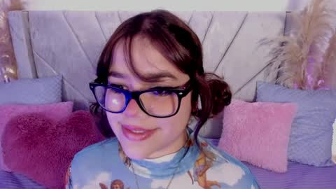 Snapshot of chaarlotte_1 chatting on 21, 5, 2026 charlotte online show from 21, 5, 2026