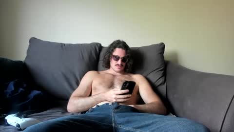 Snapshot of chadpowerz chatting on 7, 5, 2026 Lydong online show from 7, 5, 2026
