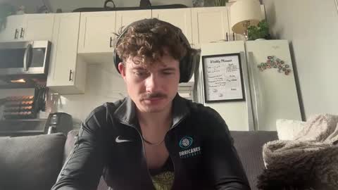 Snapshot of chadtitan chatting on 17, 4, 2026 ChadTitan online show from 17, 4, 2026