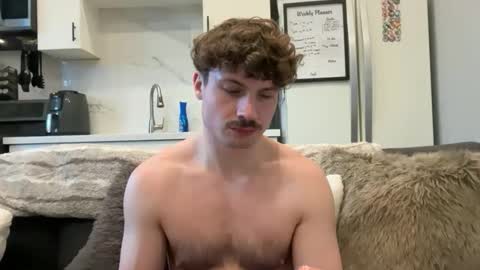 Snapshot of chadtitan chatting on 9, 5, 2026 ChadTitan online show from 9, 5, 2026