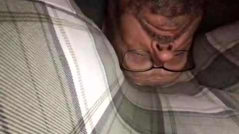 Snapshot of challe53 chatting on 19, 4, 2026 challe online show from 19, 4, 2026