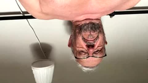 Snapshot of challe53 chatting on 18, 5, 2026 challe online show from 18, 5, 2026