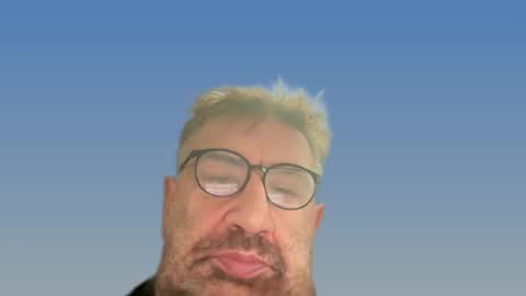 Snapshot of champsex305610 chatting on 8, 1, 2025 champsex305610 online show from 8, 1, 2025