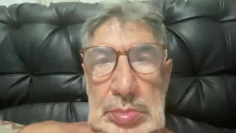 Snapshot of champsex305610 chatting on 4, 2, 2026 champsex305610 online show from 4, 2, 2026