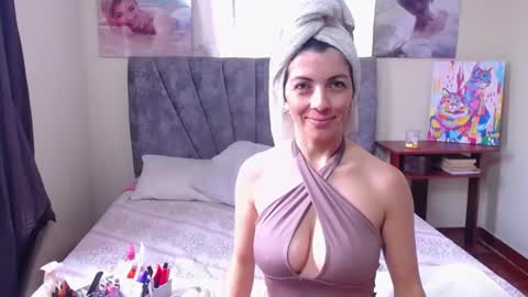 Snapshot of chanel_joliee chatting on 25, 4, 2026 chanel online show from 25, 4, 2026