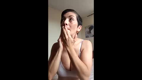 Snapshot of chanel_joliee chatting on 17, 5, 2026 chanel online show from 17, 5, 2026