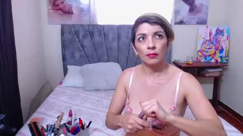Snapshot of chanel_joliee chatting on 20, 5, 2026 chanel online show from 20, 5, 2026