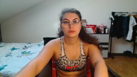 Stephanieblisss online show from 25, 2, 2025