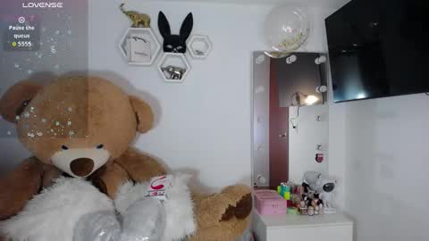 Isabella online show from 24, 3, 2026