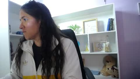 Snapshot of chantal_adams0 chatting on 7, 7, 2026 chantal online show from 7, 7, 2026