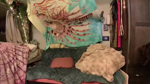 Snapshot of chaosfish chatting on 24, 10, 2025 fish online show from 24, 10, 2025