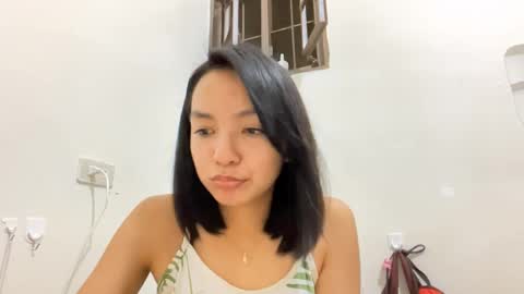 Elly online show from 6, 4, 2026