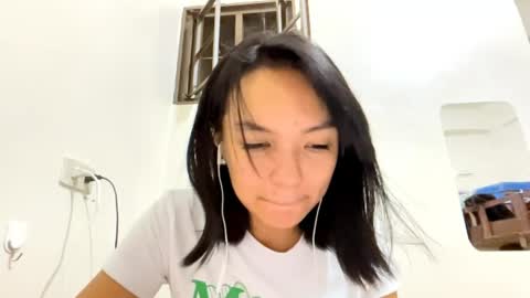 Elly online show from 8, 4, 2026