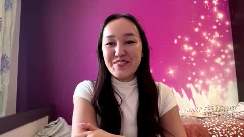 Mia online show from 12, 3, 2026