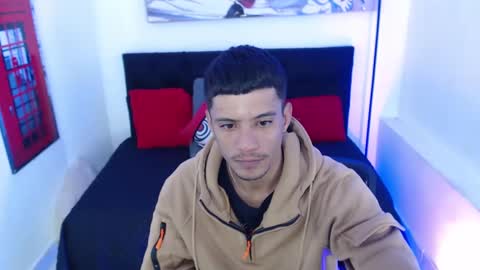 Snapshot of charlie_oconnor chatting on 2, 3, 2025 Charlie oconnor online show from 2, 3, 2025