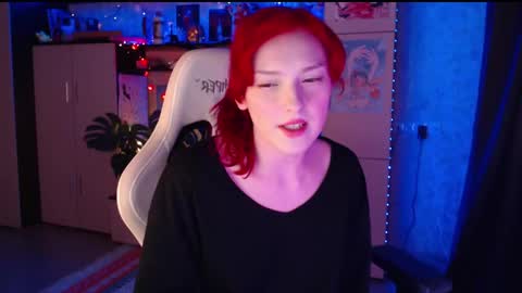 Snapshot of charlie_wtf chatting on 11, 1, 2025 charlie online show from 11, 1, 2025