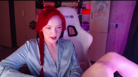 Snapshot of charlie_wtf chatting on 8, 2, 2025 charlie online show from 8, 2, 2025