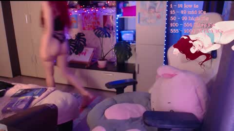 Snapshot of charlie_wtf chatting on 10, 10, 2025 charlie online show from 10, 10, 2025