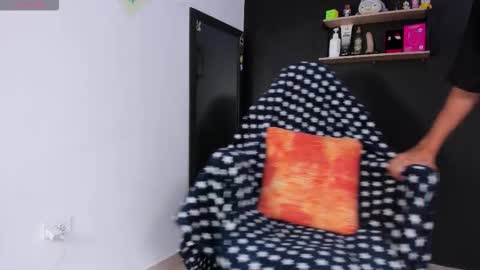 Snapshot of charlieerusso chatting on 8, 2, 2026 Charles Russo online show from 8, 2, 2026