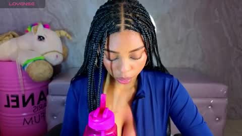 Snapshot of charlote_fun_a chatting on 21, 4, 2026 Charlote online show from 21, 4, 2026