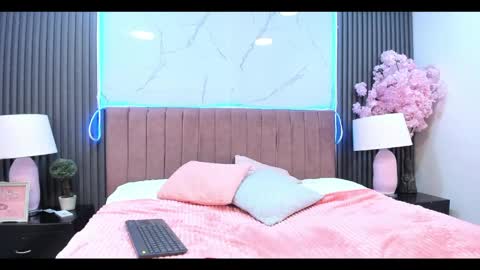 Snapshot of charlotetaylor chatting on 22, 5, 2026 charlot online show from 22, 5, 2026