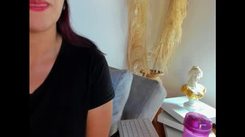 charlotte  online show from 22, 10, 2025