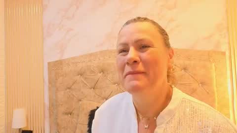 charlotte online show from 10, 11, 2025