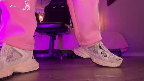 charlotte  grey online show from 15, 2, 2026