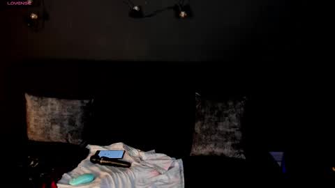 Snapshot of charlotte_brown_1 chatting on 24, 2, 2025 CHARLOTTE BROWN online show from 24, 2, 2025