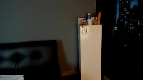 Snapshot of charlotte_brown_1 chatting on 24, 11, 2025 CHARLOTTE BROWN online show from 24, 11, 2025