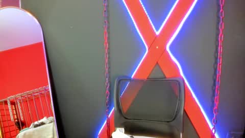 Snapshot of charlotte_brown_1 chatting on 16, 12, 2025 CHARLOTTE BROWN online show from 16, 12, 2025