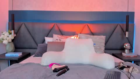 Charlotte online show from 1, 3, 2025