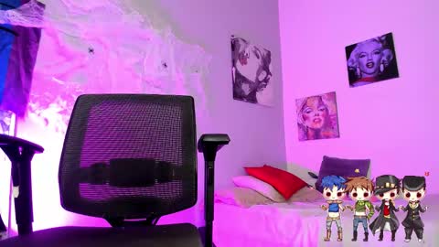 Charlie  online show from 8, 10, 2025