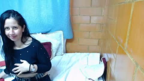 Snapshot of charlotte_temple chatting on 28, 4, 2026 Charlotte online show from 28, 4, 2026