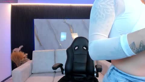 Charlotte  Everyday From 0700 to 1300 Col Time online show from 17, 1, 2026