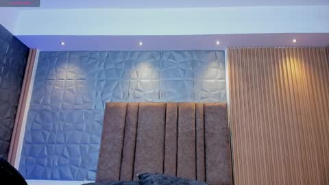 Charlotte  Everyday From 0700 to 1300 Col Time online show from 8, 4, 2026