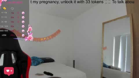Snapshot of charlottecamgirls chatting on 31, 5, 2026 Katherine online show from 31, 5, 2026
