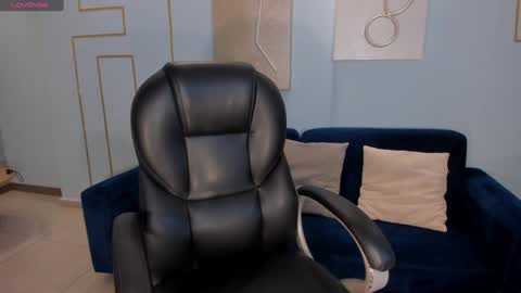 Charlotte online show from 18, 12, 2024