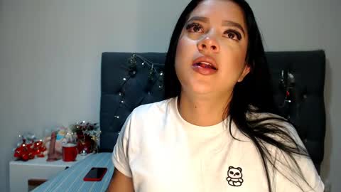 charlottee07 online show from 19, 12, 2025