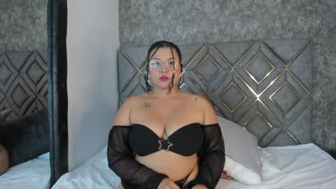 Snapshot of charlottee_1403 chatting on 6, 12, 2024 Charlotte online show from 6, 12, 2024