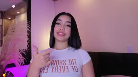 Snapshot of charlotteg18 chatting on 4, 7, 2026 Charlote online show from 4, 7, 2026