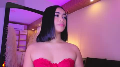 Snapshot of charlotteg18 chatting on 22, 7, 2026 Charlote online show from 22, 7, 2026