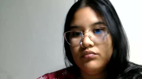 charlottequeen_21 online show from 31, 3, 2026