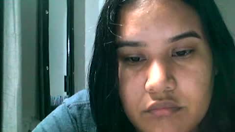 charlottequeen_21 online show from 14, 6, 2026