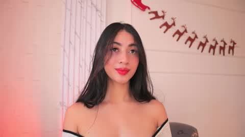 Snapshot of charlotterusso chatting on 19, 12, 2025 Lauren Rus online show from 19, 12, 2025
