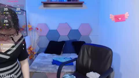 Charlotte Taylor online show from 1, 2, 2025