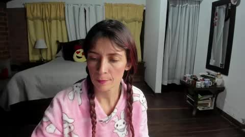 Snapshot of charlottewillson chatting on 28, 4, 2026 Charlotte online show from 28, 4, 2026